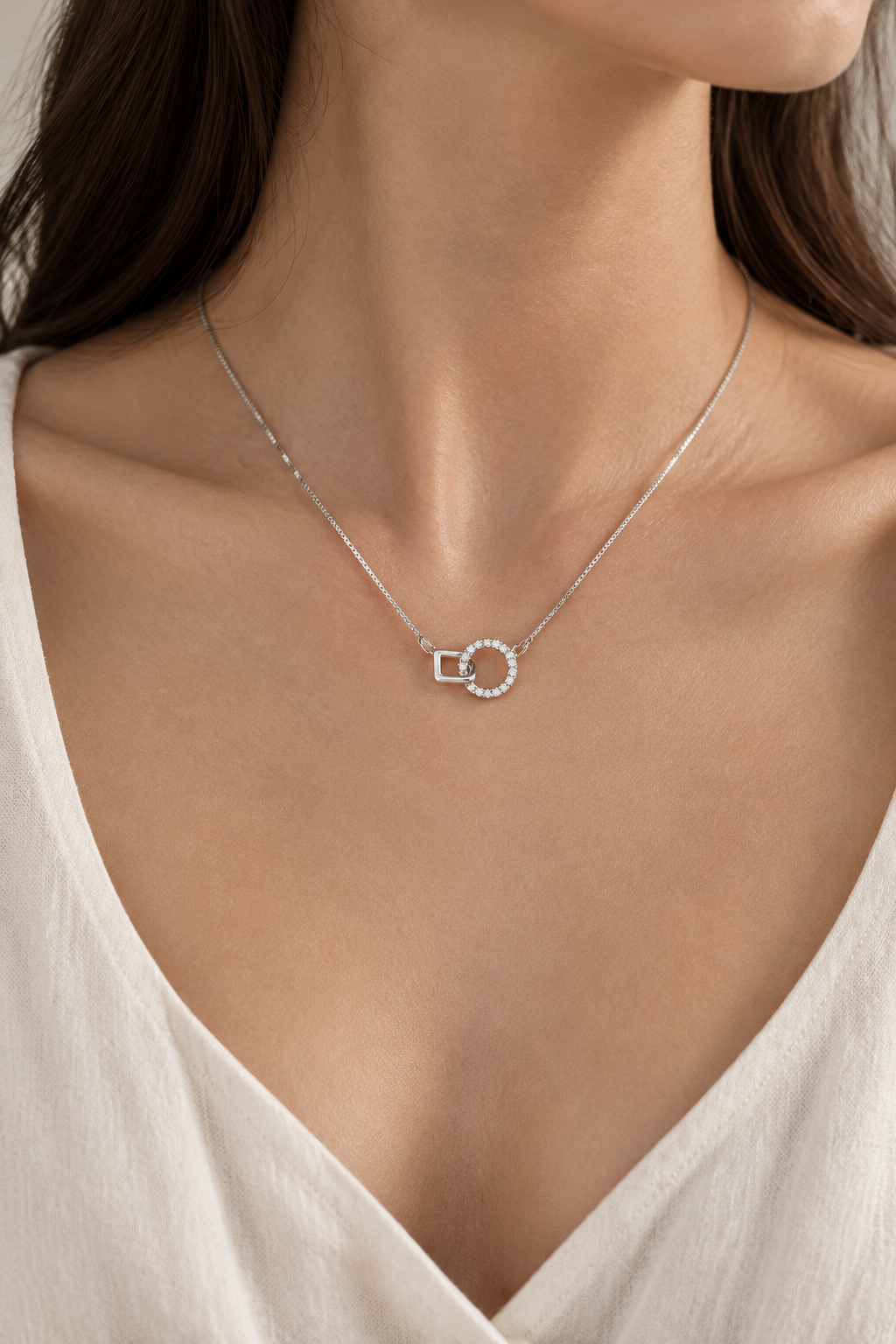 Geometric Interlocking Necklace - Model